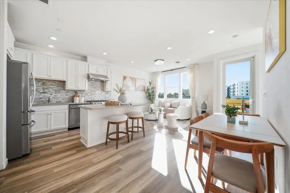 1930 Joshua Tree Circle Milpitas, CA 95035