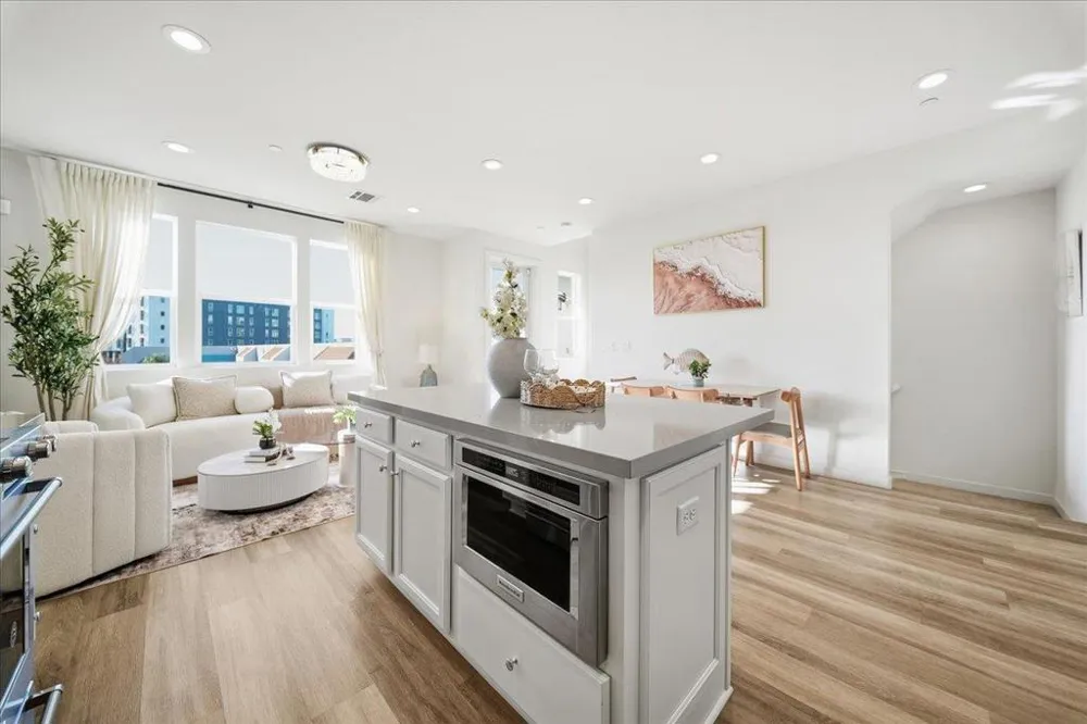 1930 Joshua Tree Circle Milpitas, CA 95035