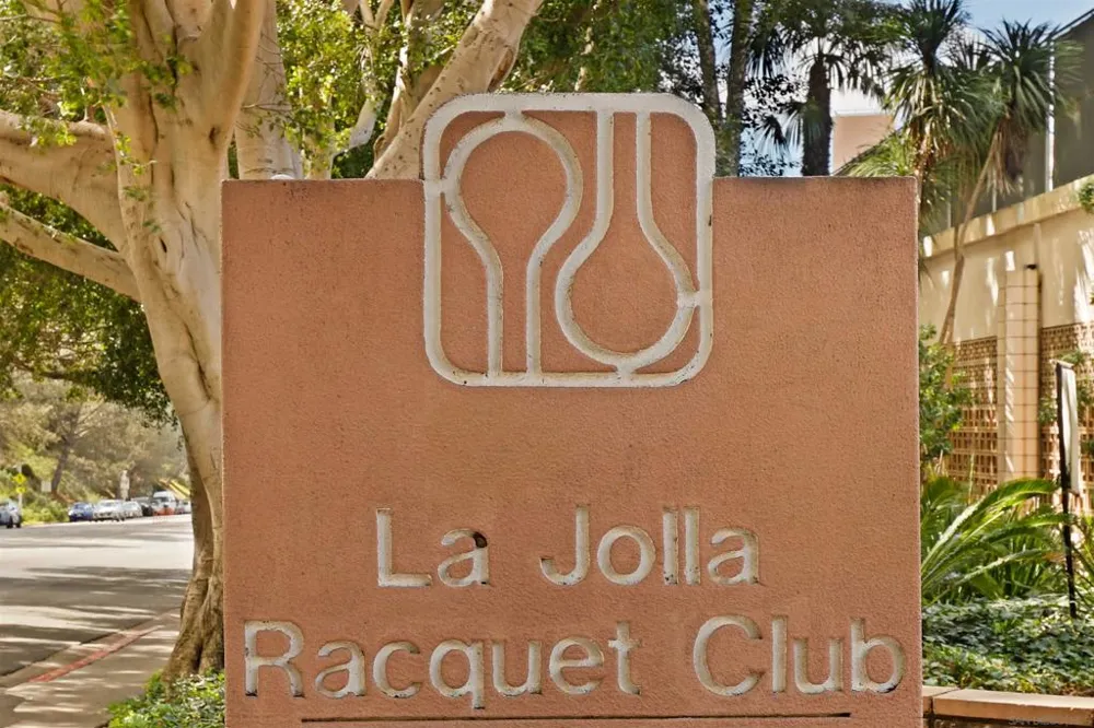 2610 Torrey Pines Rd. #C22 La Jolla, CA 92037