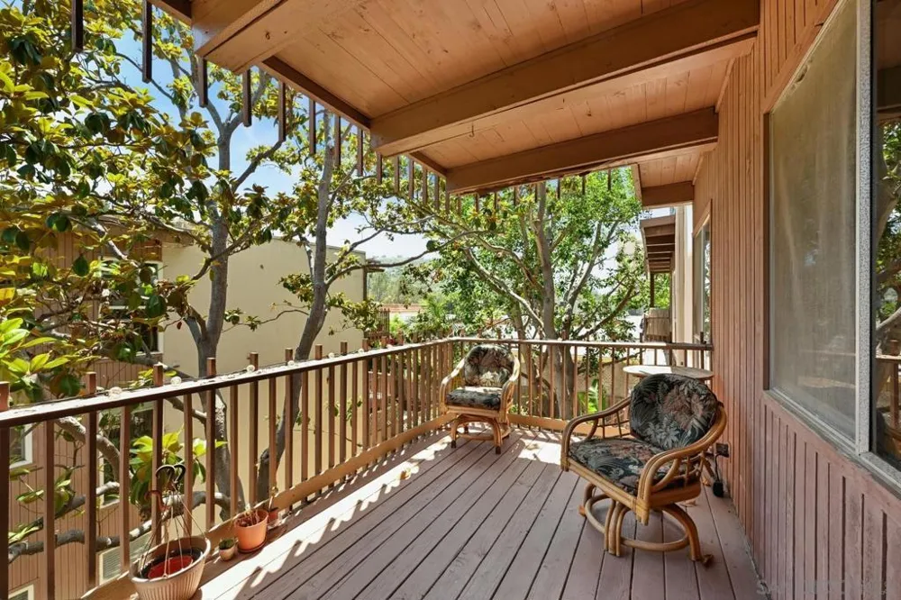 2610 Torrey Pines Rd. #C22 La Jolla, CA 92037