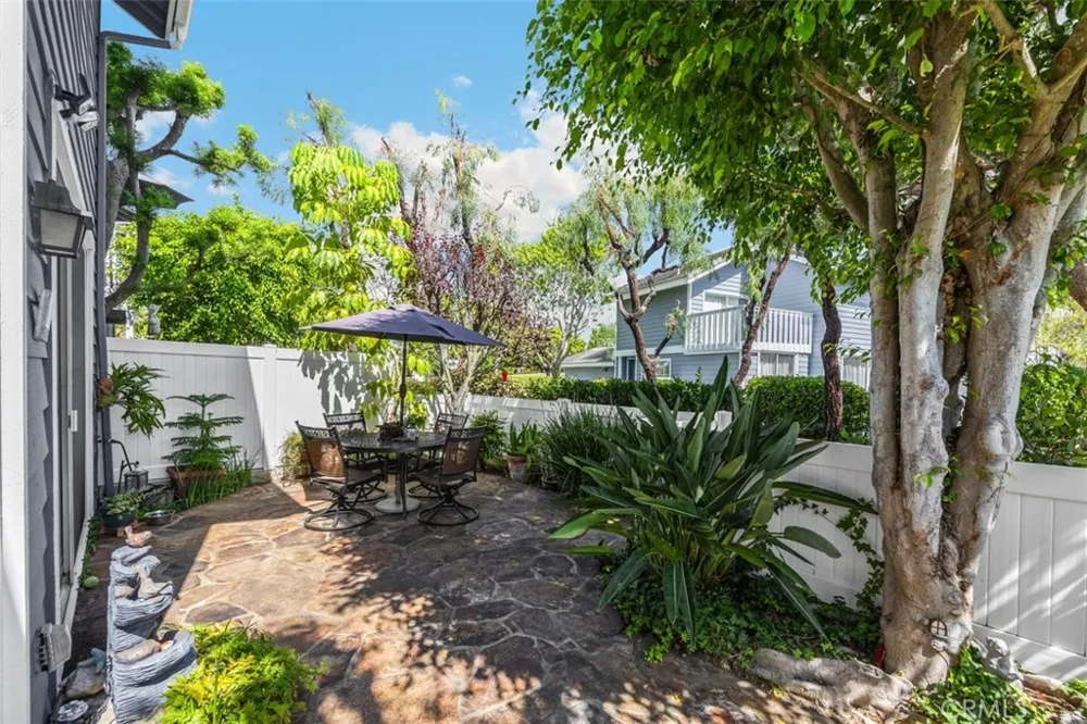 11 New Chardon Laguna Niguel, CA 92677