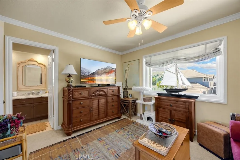 11 New Chardon Laguna Niguel, CA 92677