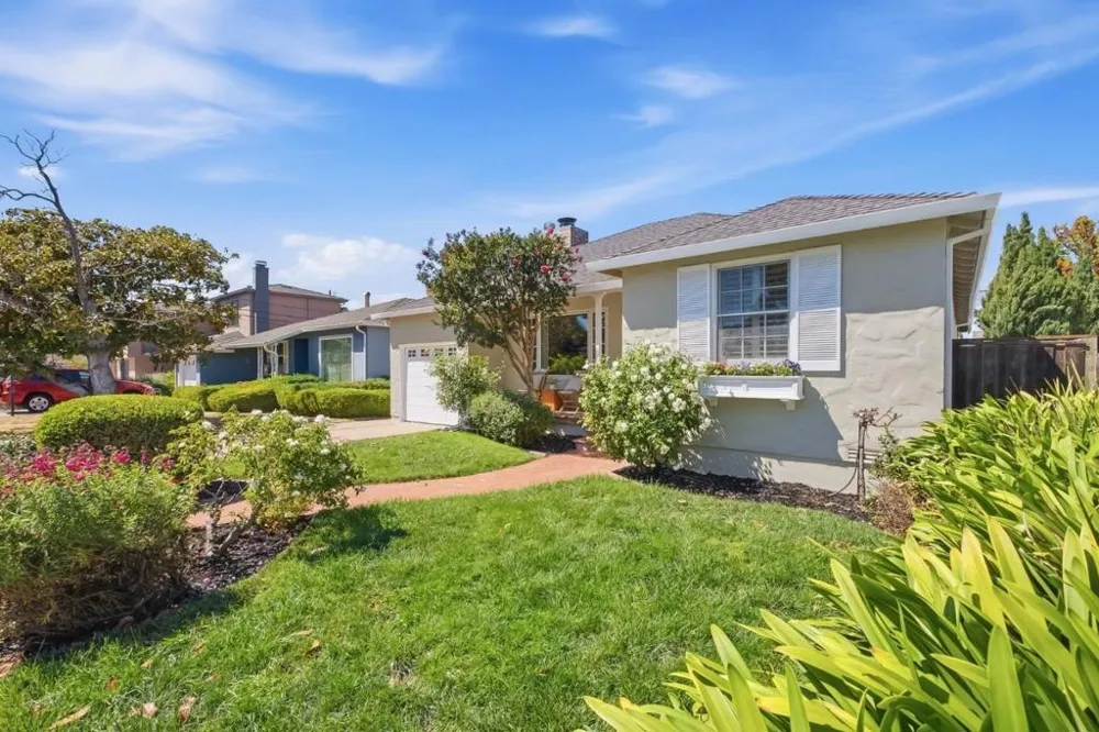 617 Harrow Avenue San Mateo, CA 94402