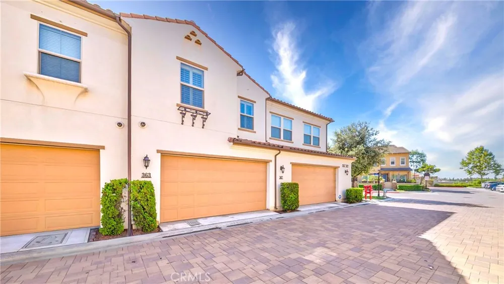 363 Lucia Lane Brea, CA 92821
