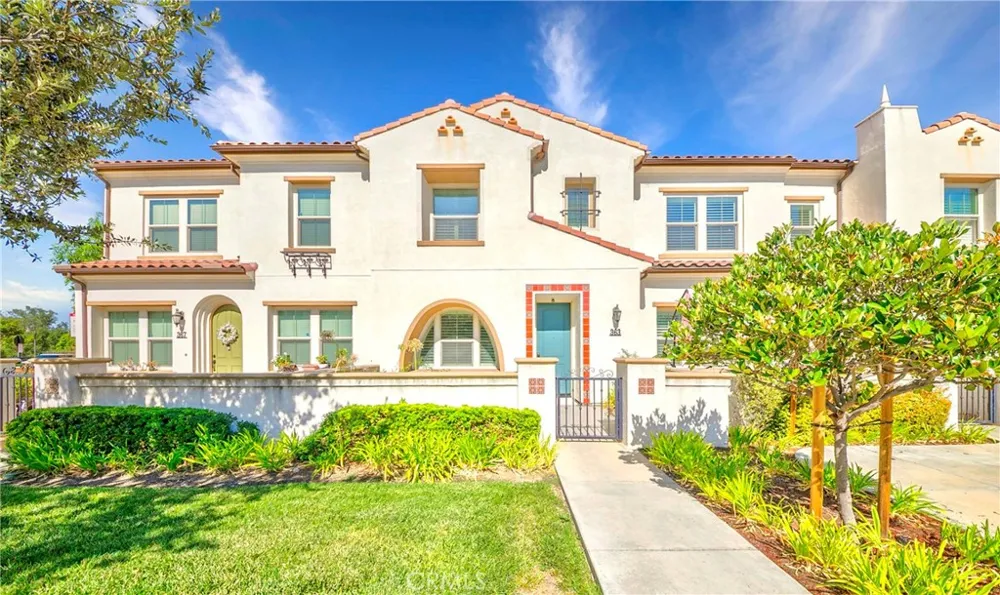 363 Lucia Lane Brea, CA 92821
