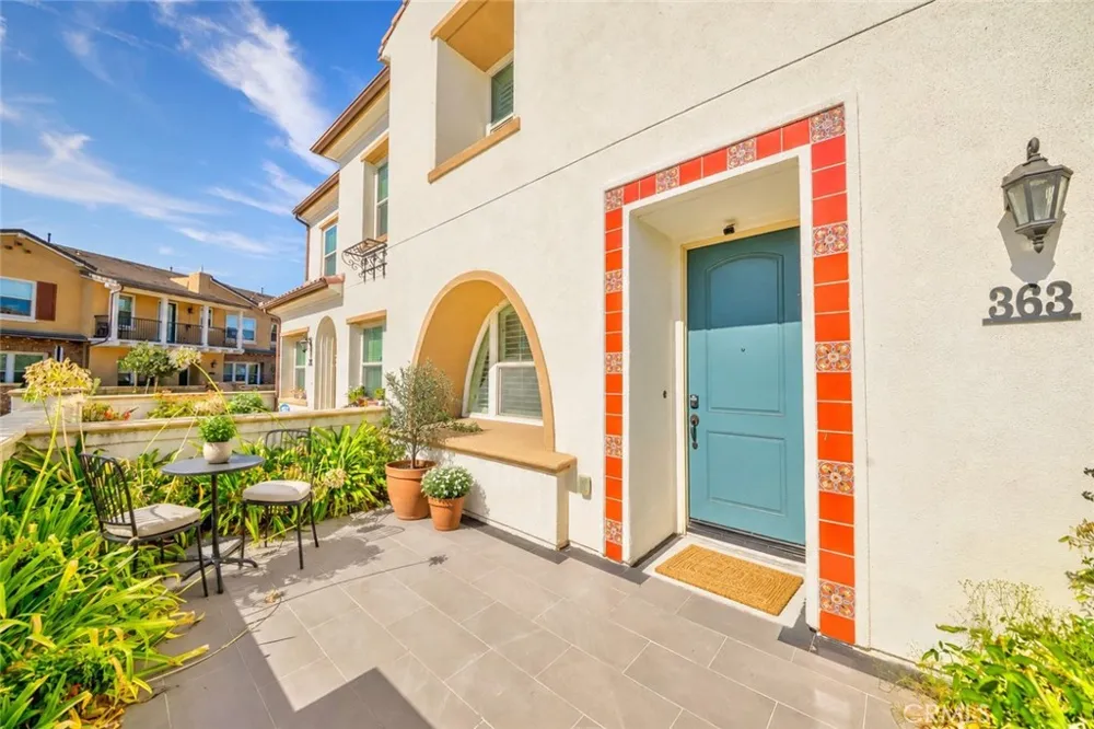 363 Lucia Lane Brea, CA 92821