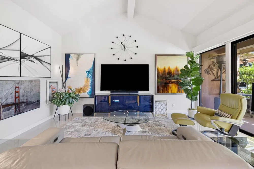 292 Tolosa Circle Palm Desert, CA 92260