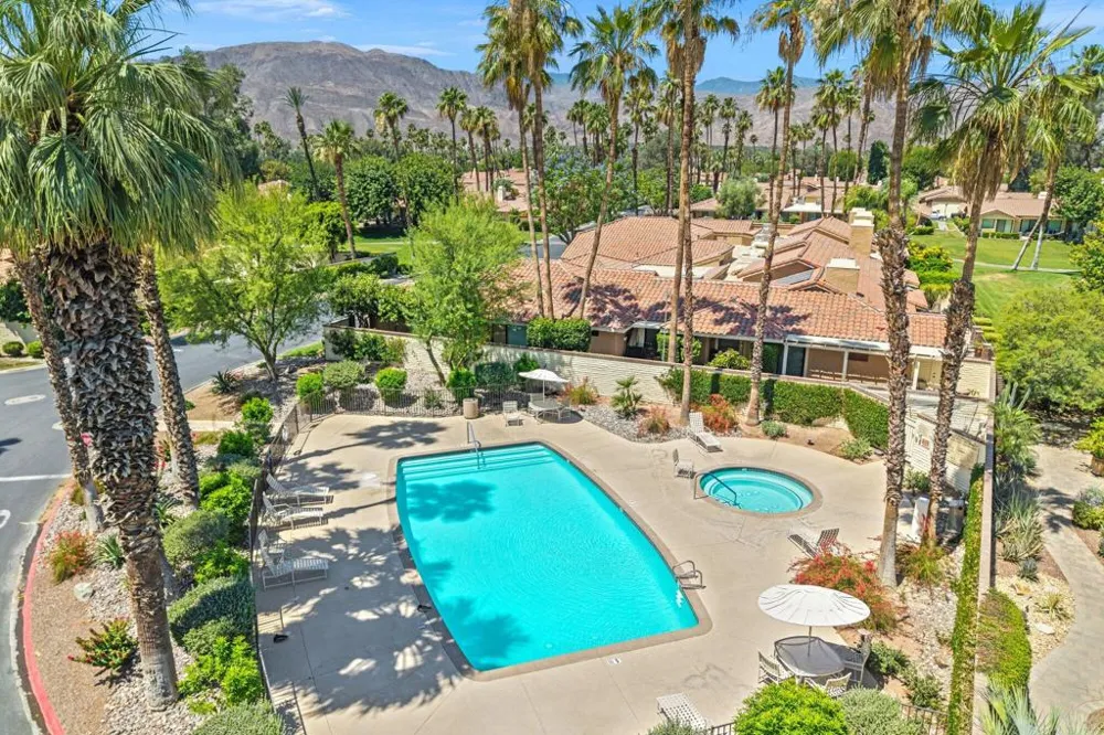 292 Tolosa Circle Palm Desert, CA 92260