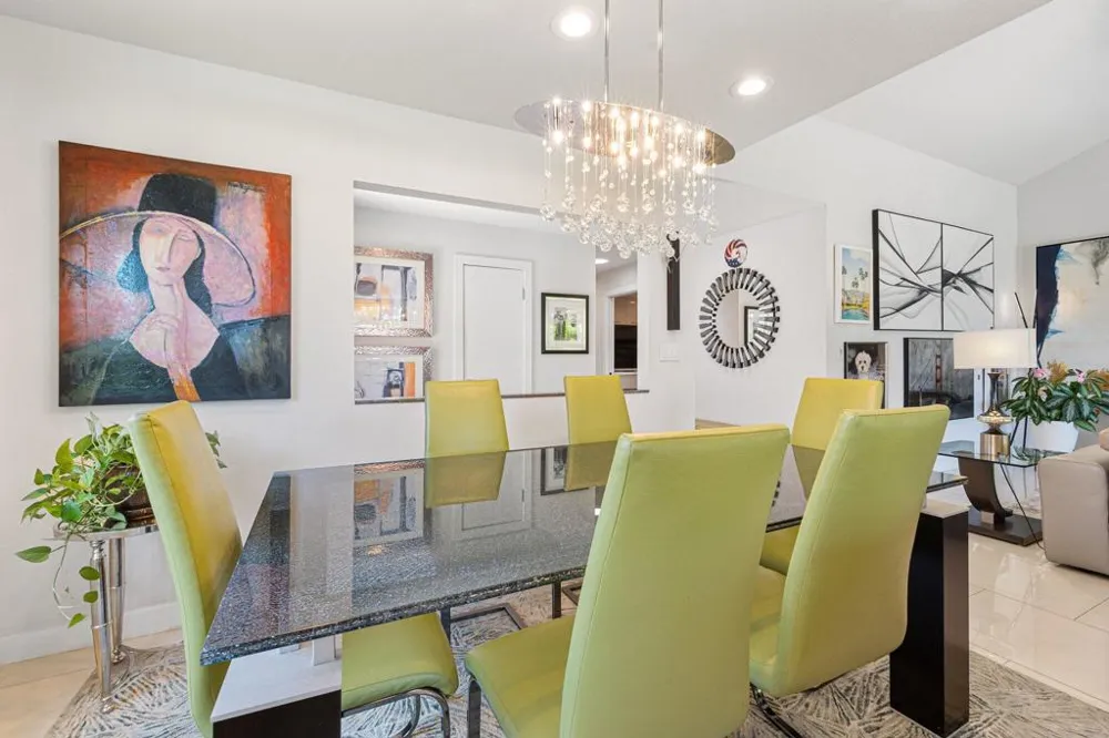 292 Tolosa Circle Palm Desert, CA 92260
