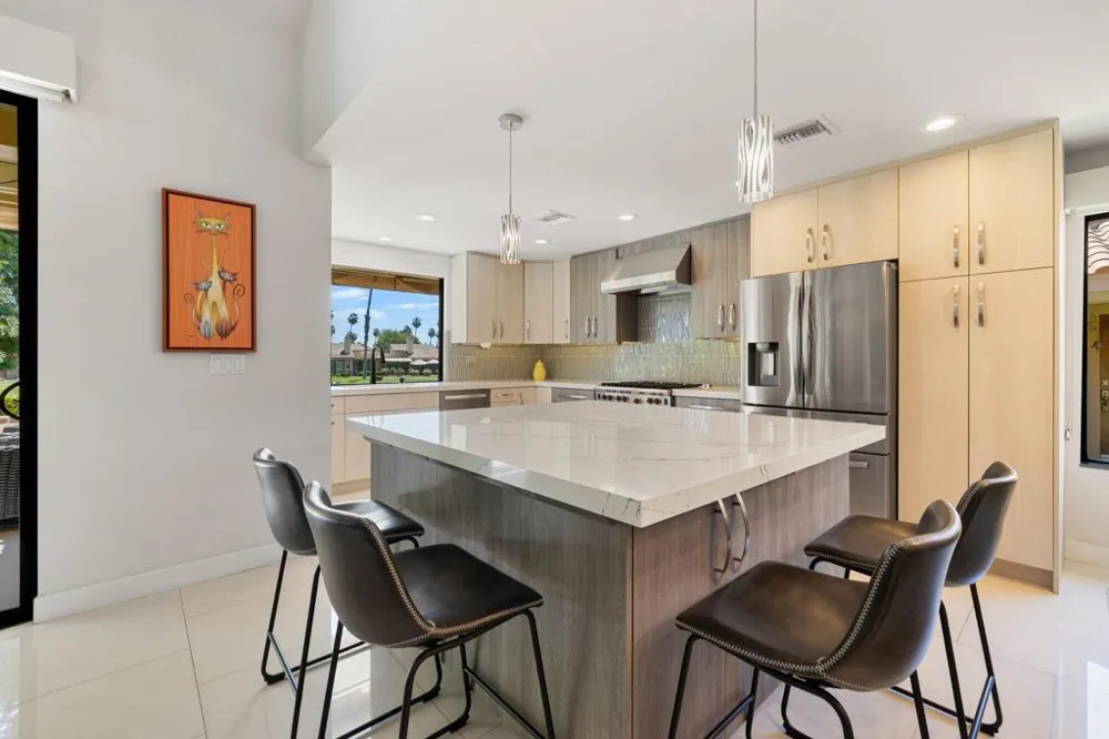 292 Tolosa Circle Palm Desert, CA 92260