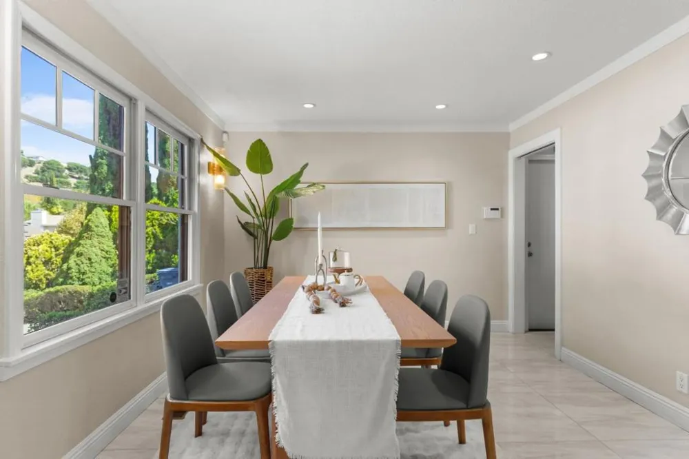 28039 Dobbel Avenue Hayward, CA 94542