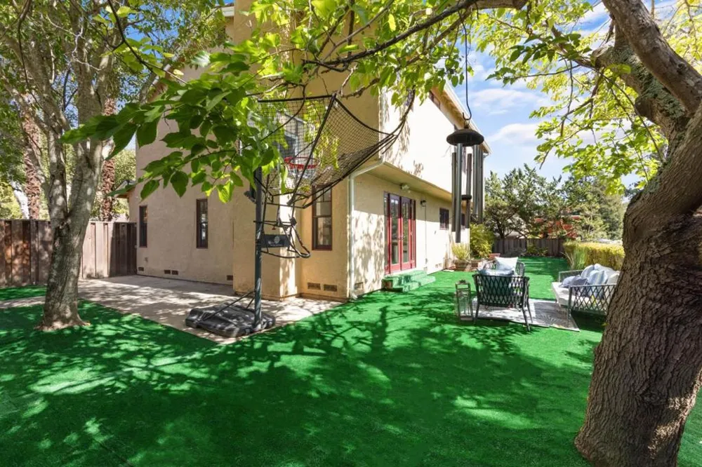 28039 Dobbel Avenue Hayward, CA 94542