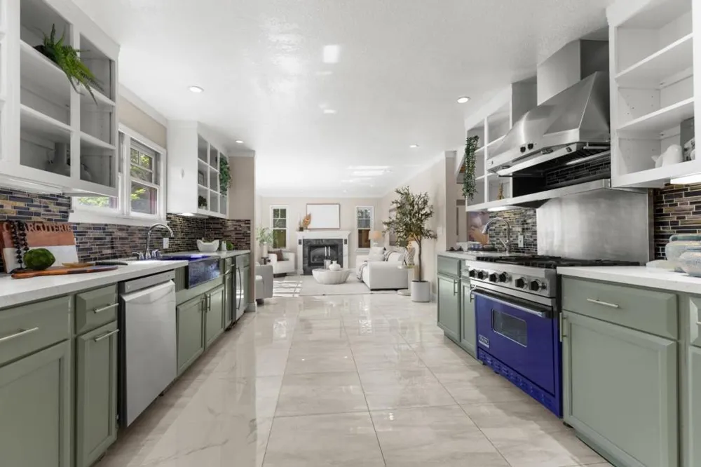 28039 Dobbel Avenue Hayward, CA 94542