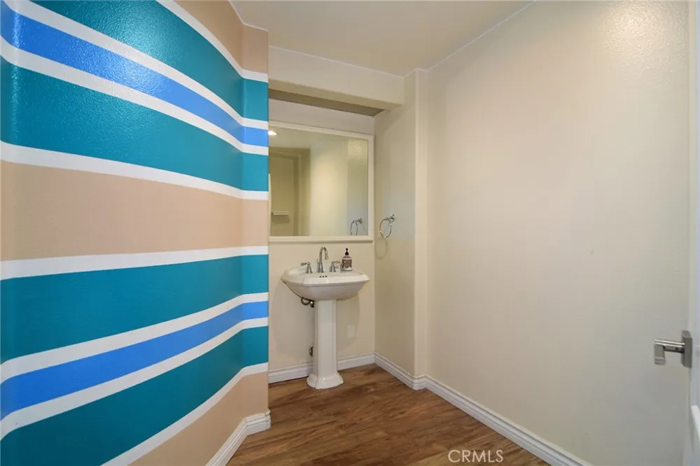 24310 Belford Court West Hills, CA 91307