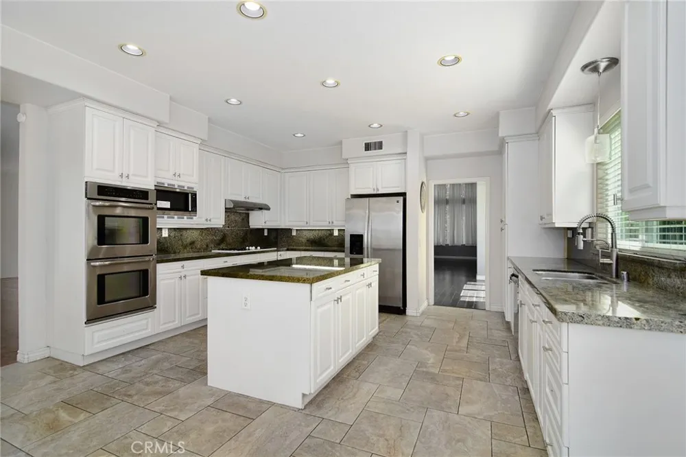 24310 Belford Court West Hills, CA 91307