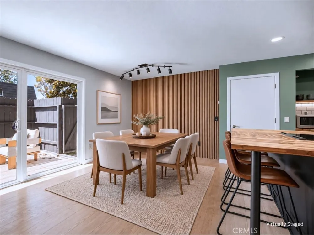 1642 Iowa Street #A Costa Mesa, CA 92626