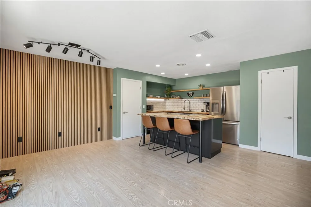 1642 Iowa Street #A Costa Mesa, CA 92626