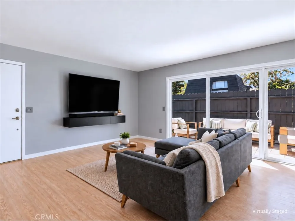 1642 Iowa Street #A Costa Mesa, CA 92626