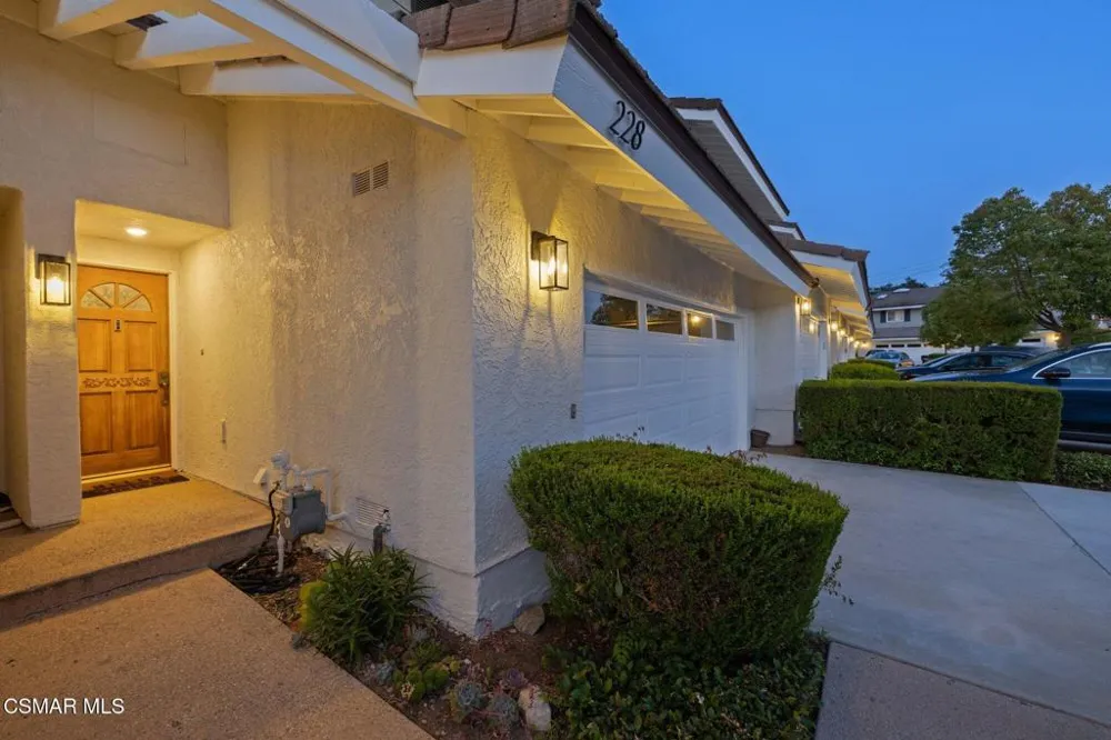 228 Hill Ranch Drive Thousand Oaks, CA 91362