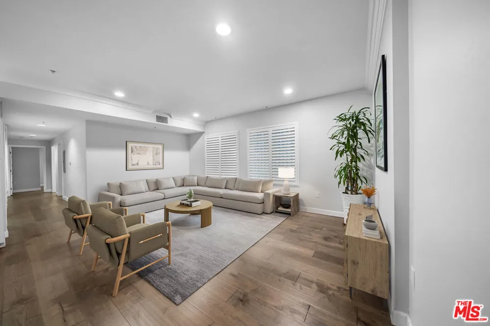 440 S Occidental Boulevard #104 Los Angeles, CA 90057