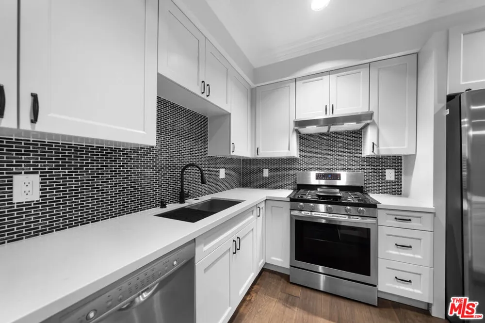 440 S Occidental Boulevard #104 Los Angeles, CA 90057