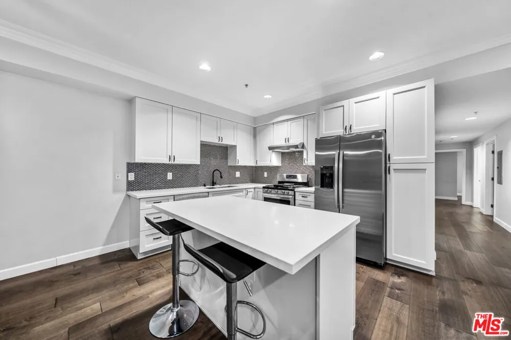 440 S Occidental Boulevard #104 Los Angeles, CA 90057
