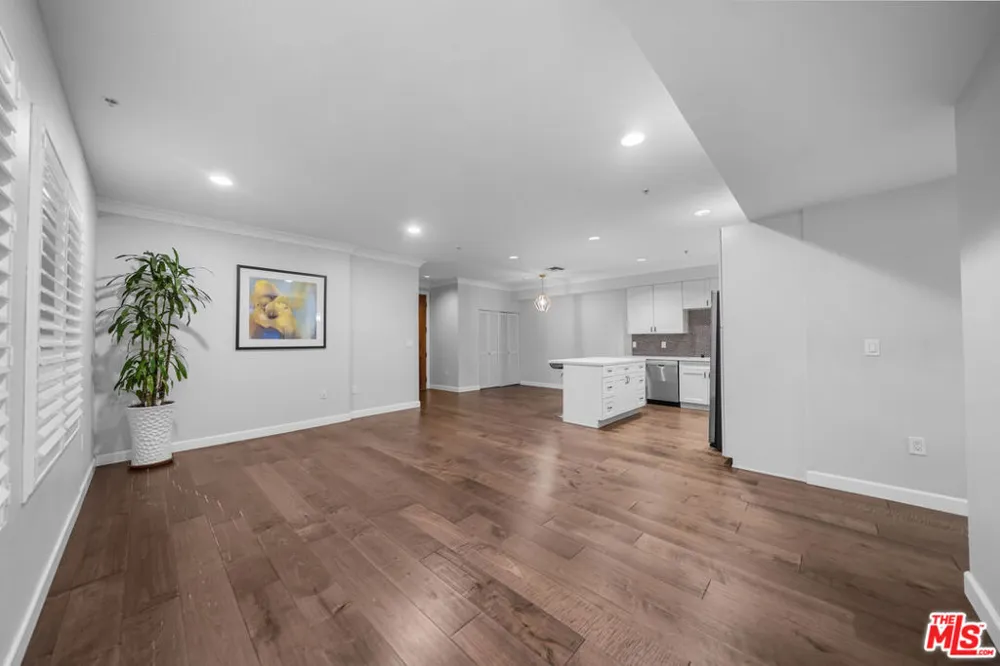 440 S Occidental Boulevard #104 Los Angeles, CA 90057