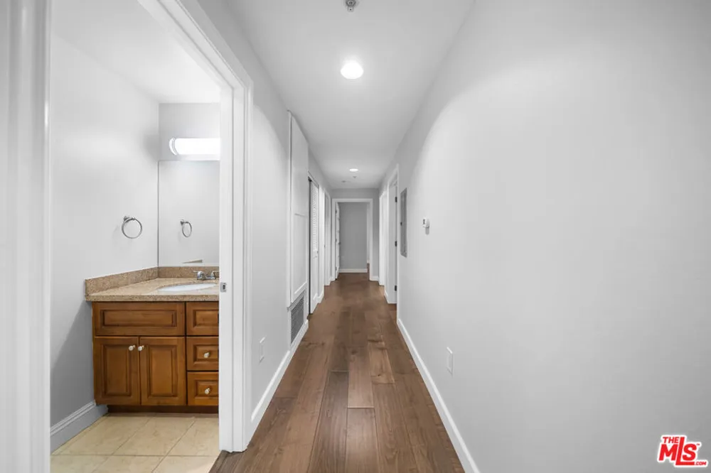 440 S Occidental Boulevard #104 Los Angeles, CA 90057