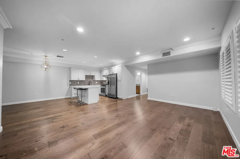 440 S Occidental Boulevard #104 Los Angeles, CA 90057