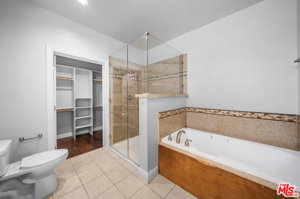 440 S Occidental Boulevard #104 Los Angeles, CA 90057
