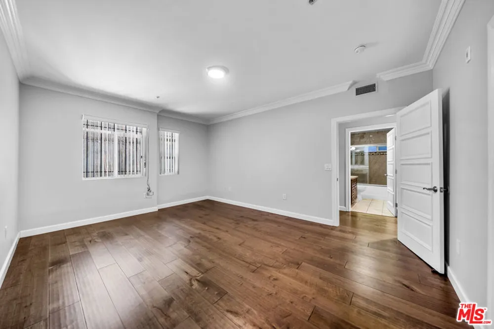 440 S Occidental Boulevard #104 Los Angeles, CA 90057
