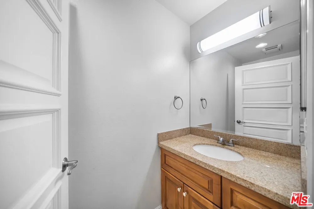 440 S Occidental Boulevard #104 Los Angeles, CA 90057