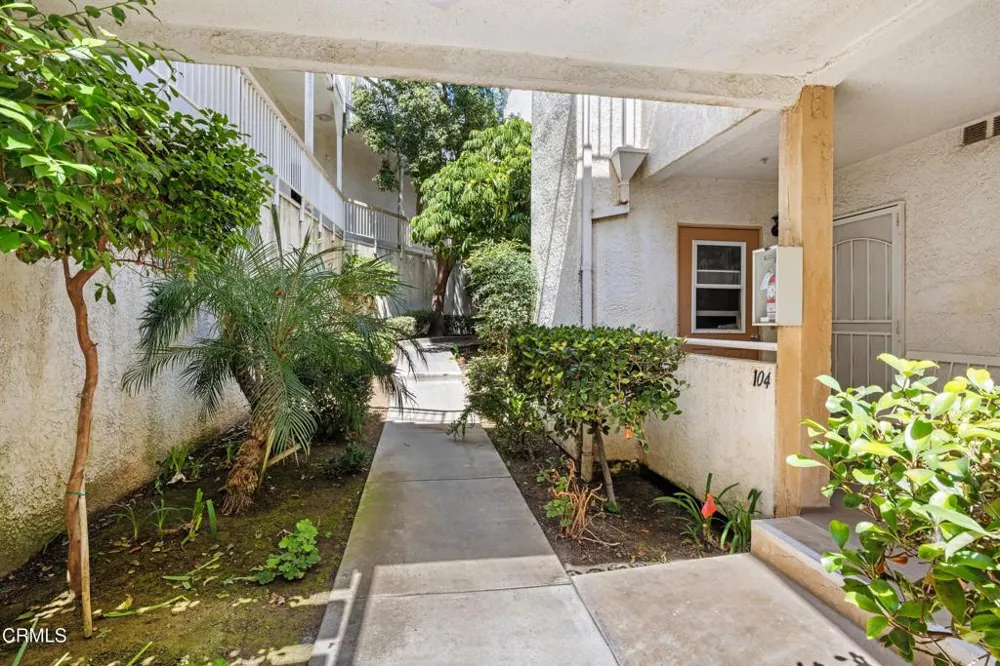 2713 Antonio Avenue #104 Camarillo, CA 93010