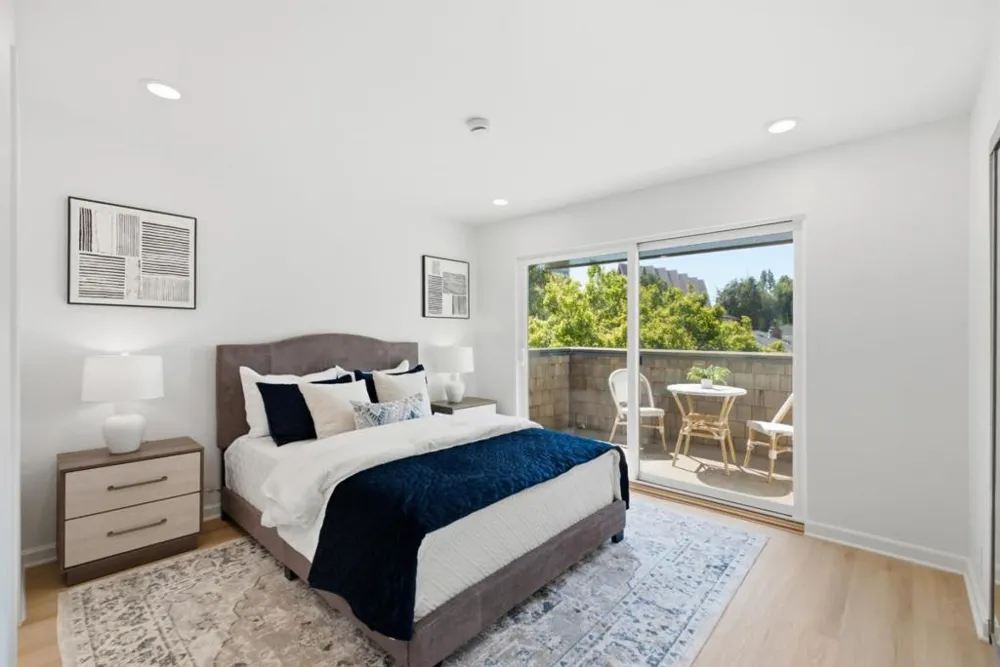 633 Forest Avenue Palo Alto, CA 94301