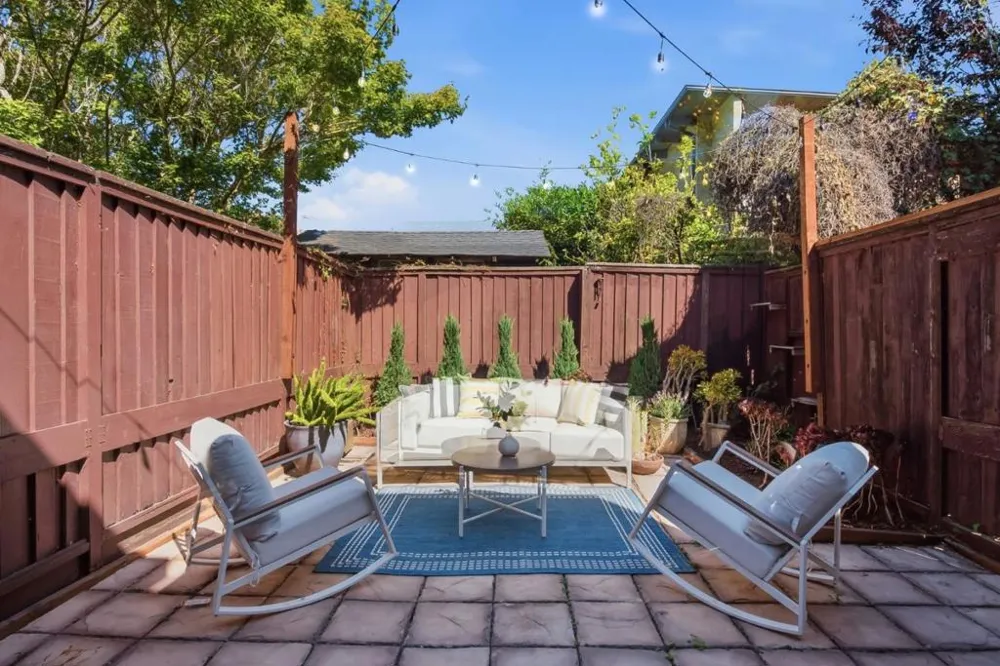 633 Forest Avenue Palo Alto, CA 94301