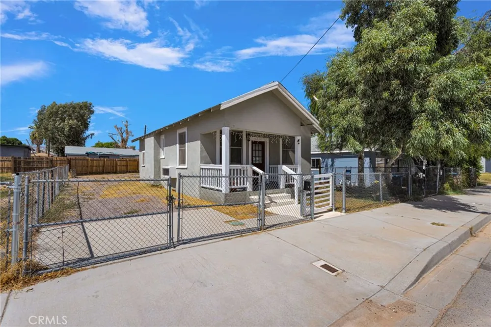 518 Quivera Needles, CA 92363