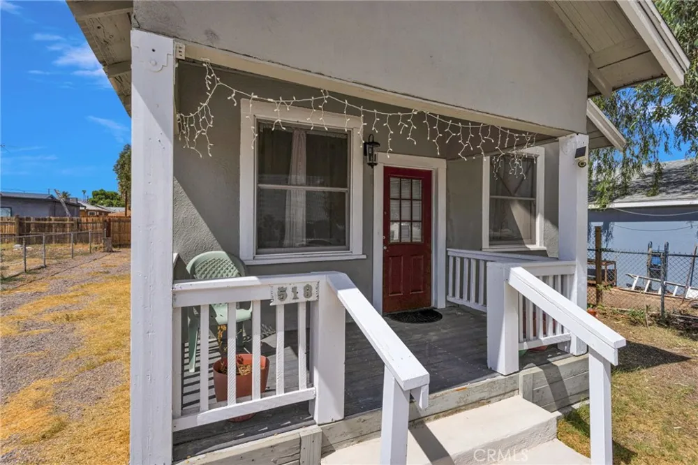 518 Quivera Needles, CA 92363