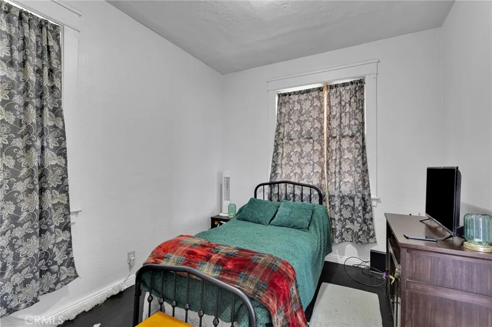 518 Quivera Needles, CA 92363