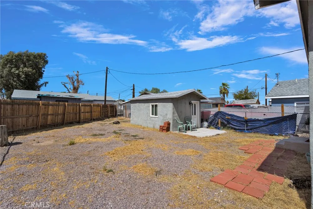 518 Quivera Needles, CA 92363