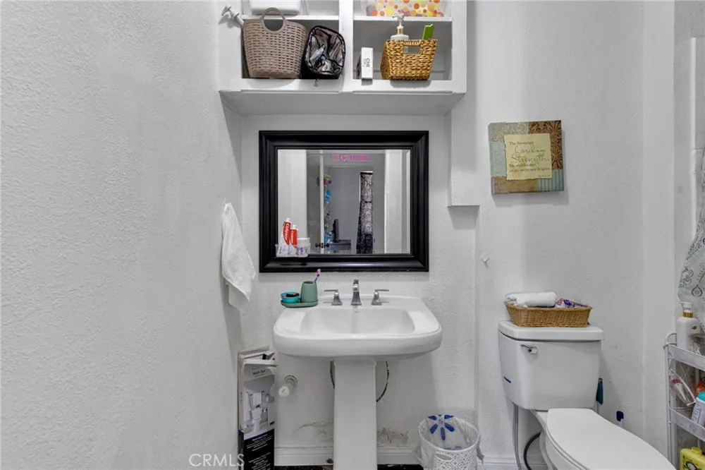 518 Quivera Needles, CA 92363