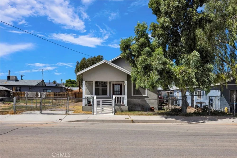 518 Quivera Needles, CA 92363