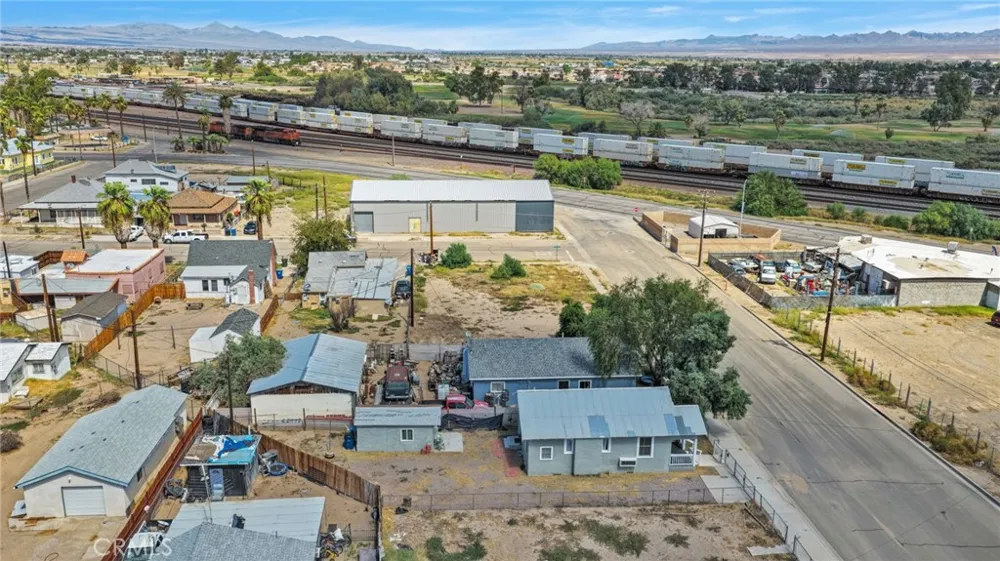 518 Quivera Needles, CA 92363