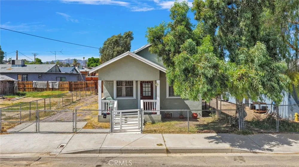 518 Quivera Needles, CA 92363