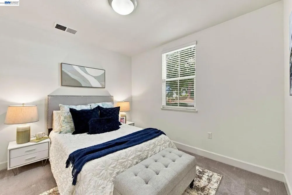 33483 Alvarado Niles Rd Union City, CA 94587