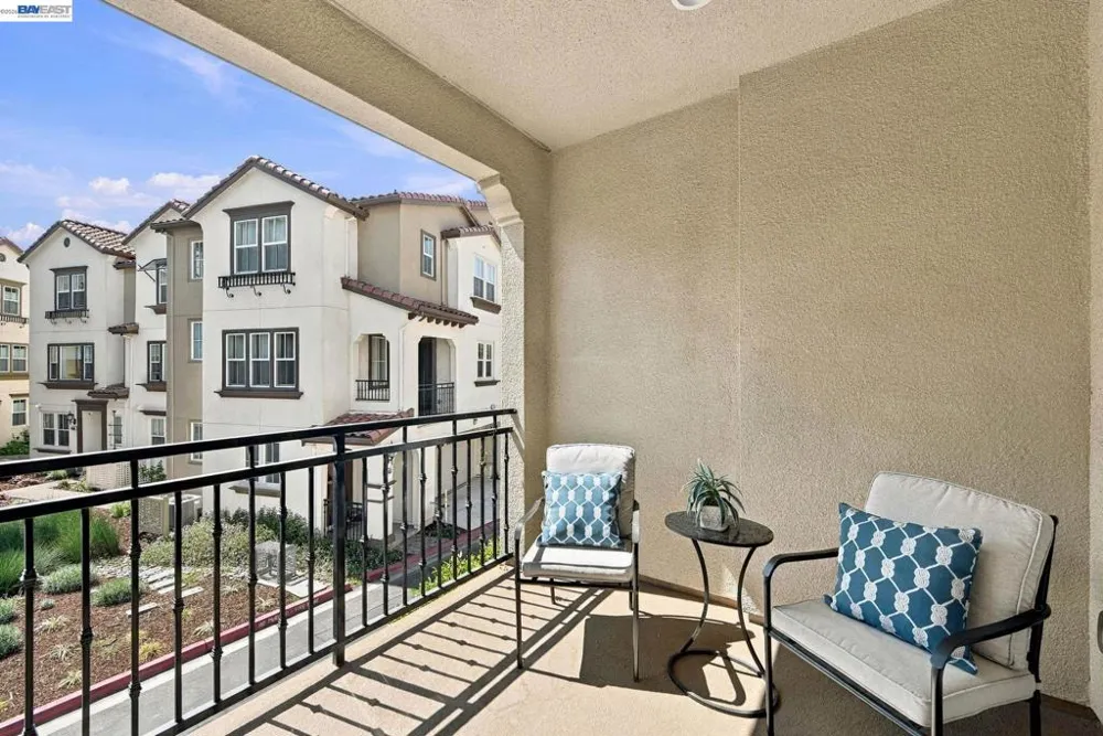 33483 Alvarado Niles Rd Union City, CA 94587