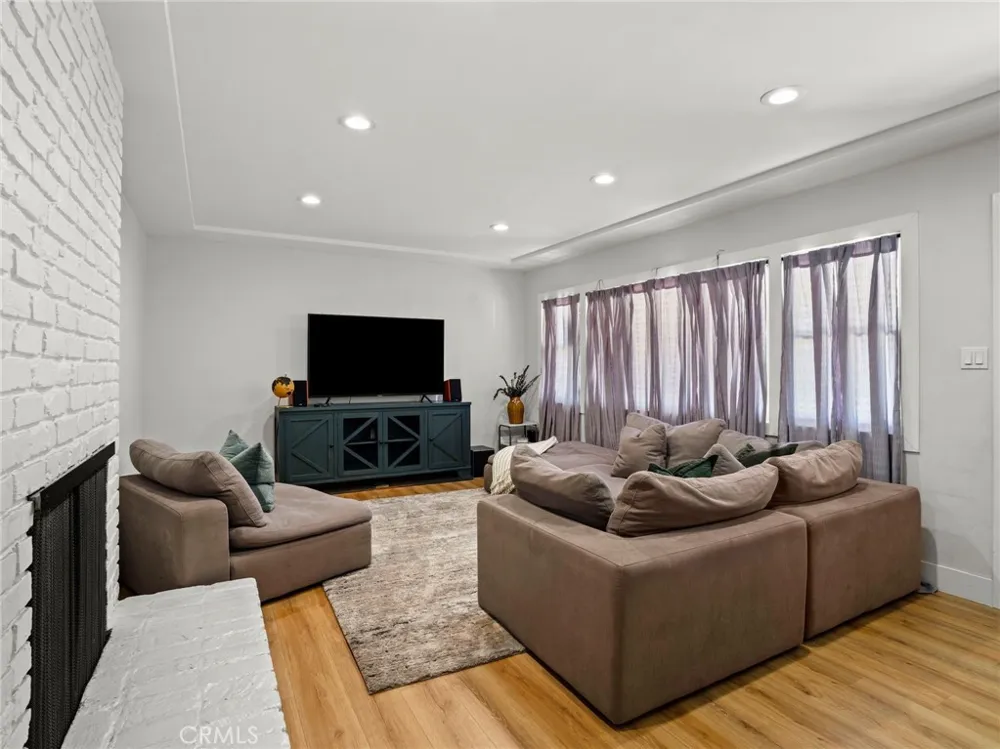 10946 Parise Whittier, CA 90604