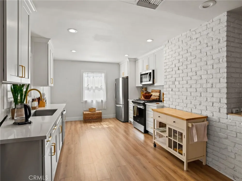 10946 Parise Whittier, CA 90604