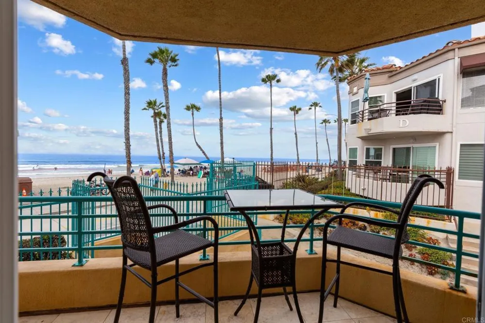 400 The Strand #7 Oceanside, CA 92054