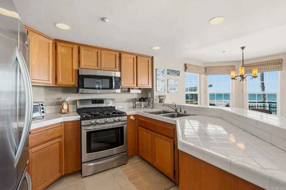 400 The Strand #7 Oceanside, CA 92054