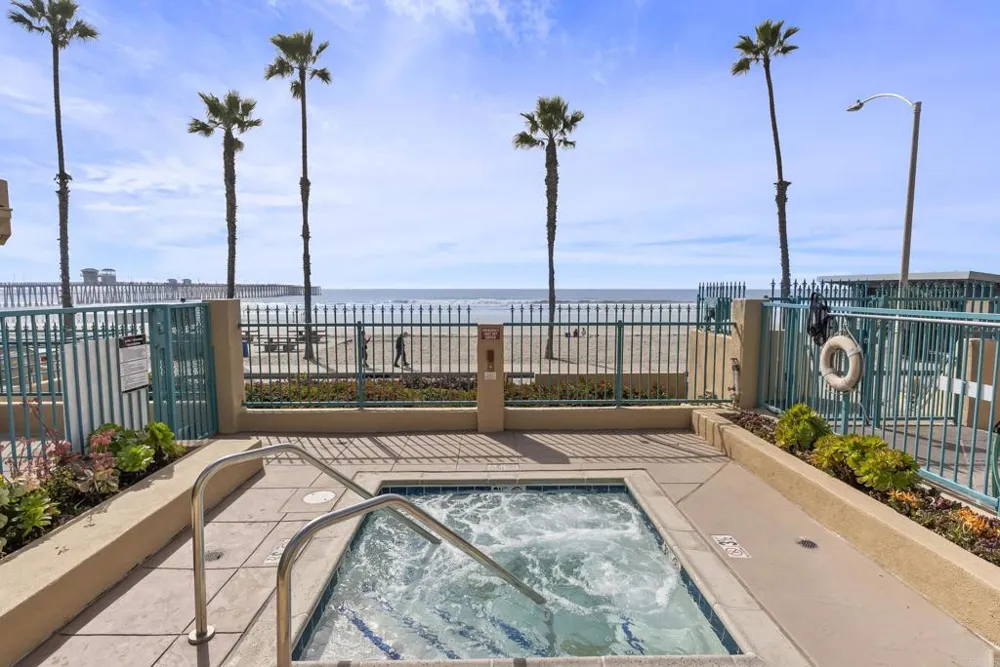 400 The Strand #7 Oceanside, CA 92054